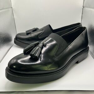 BOEMOS Women's Tassel Loafer Shoes Leather Black Preppy Academia Office Sz 8-8.5